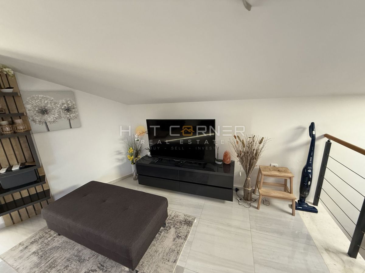 Medulin, penthouse, 1ª fila al mare, vista mare aperta