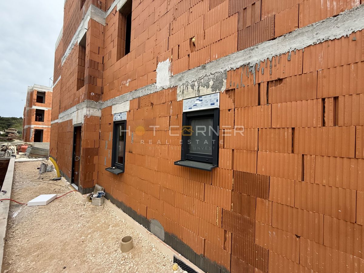 Medulin - appartamento moderno in costruzione nuova, 2 camere da letto, grande terrazza con vista sul mare