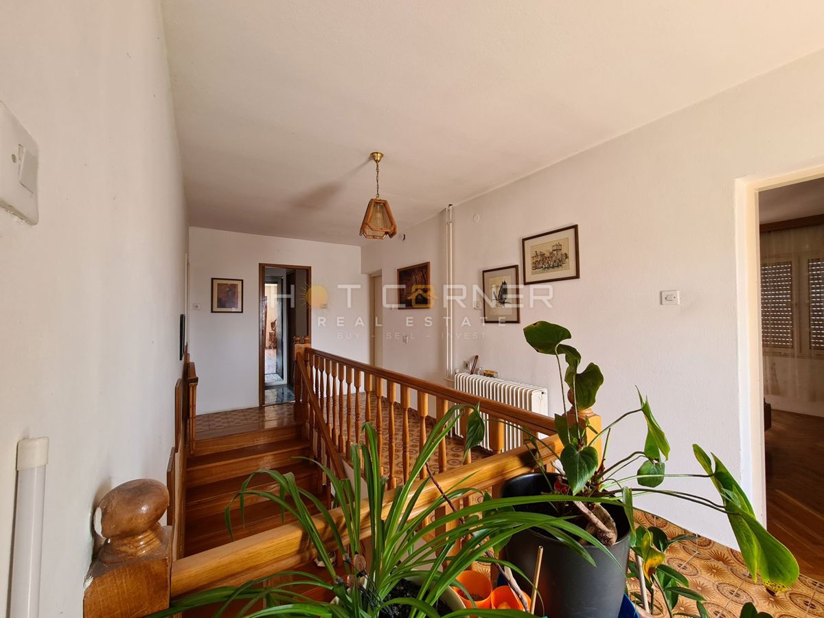 Casa Valdebek, Pula, 495m2