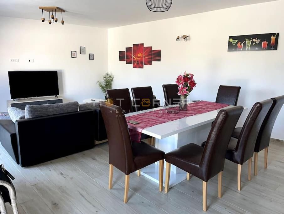 Casa Pješčana Uvala, Medulin, 180m2