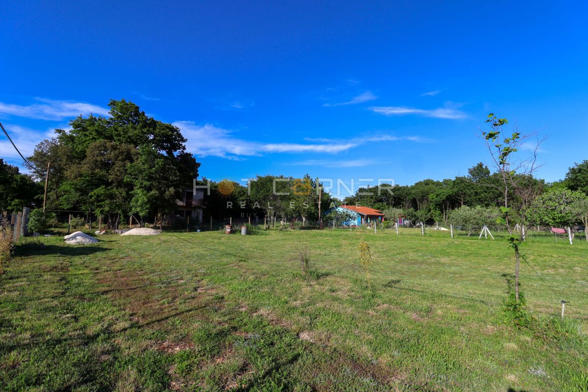 Terreno Valtura, Ližnjan, 1.500m2