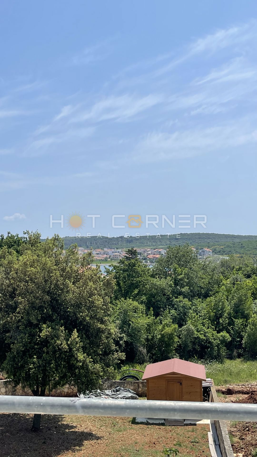 Banjole, nuovo appartamento con piscina, vista mare, 120 m2