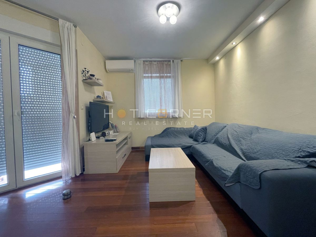 Appartamento Valdebek, Pula, 56m2