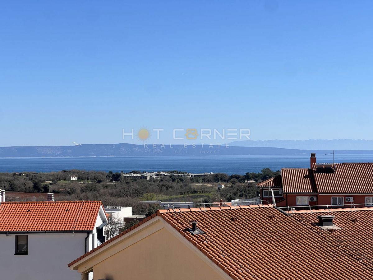 Appartamento di lusso, vista panoramica sul mare, terrazza sul tetto, garage