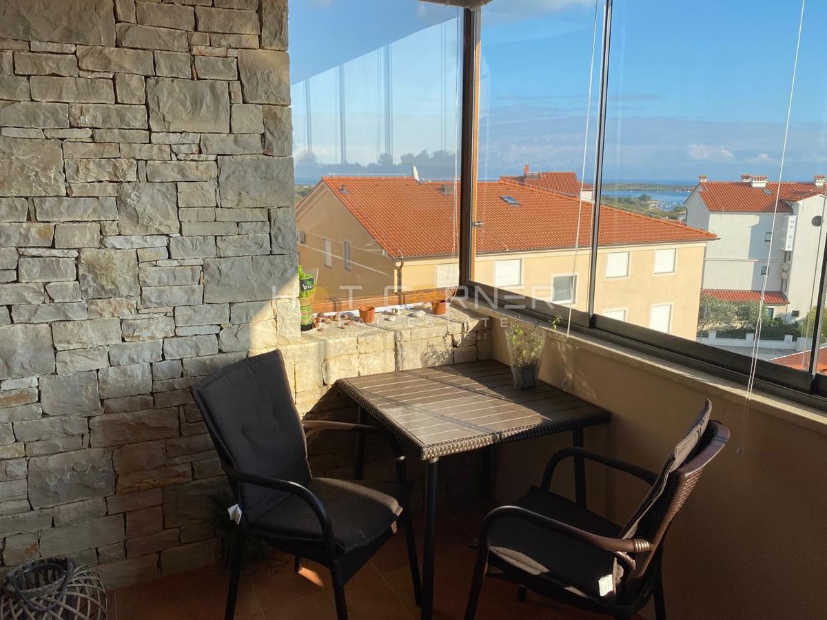 Appartamento di lusso, vista panoramica sul mare, terrazza sul tetto, garage