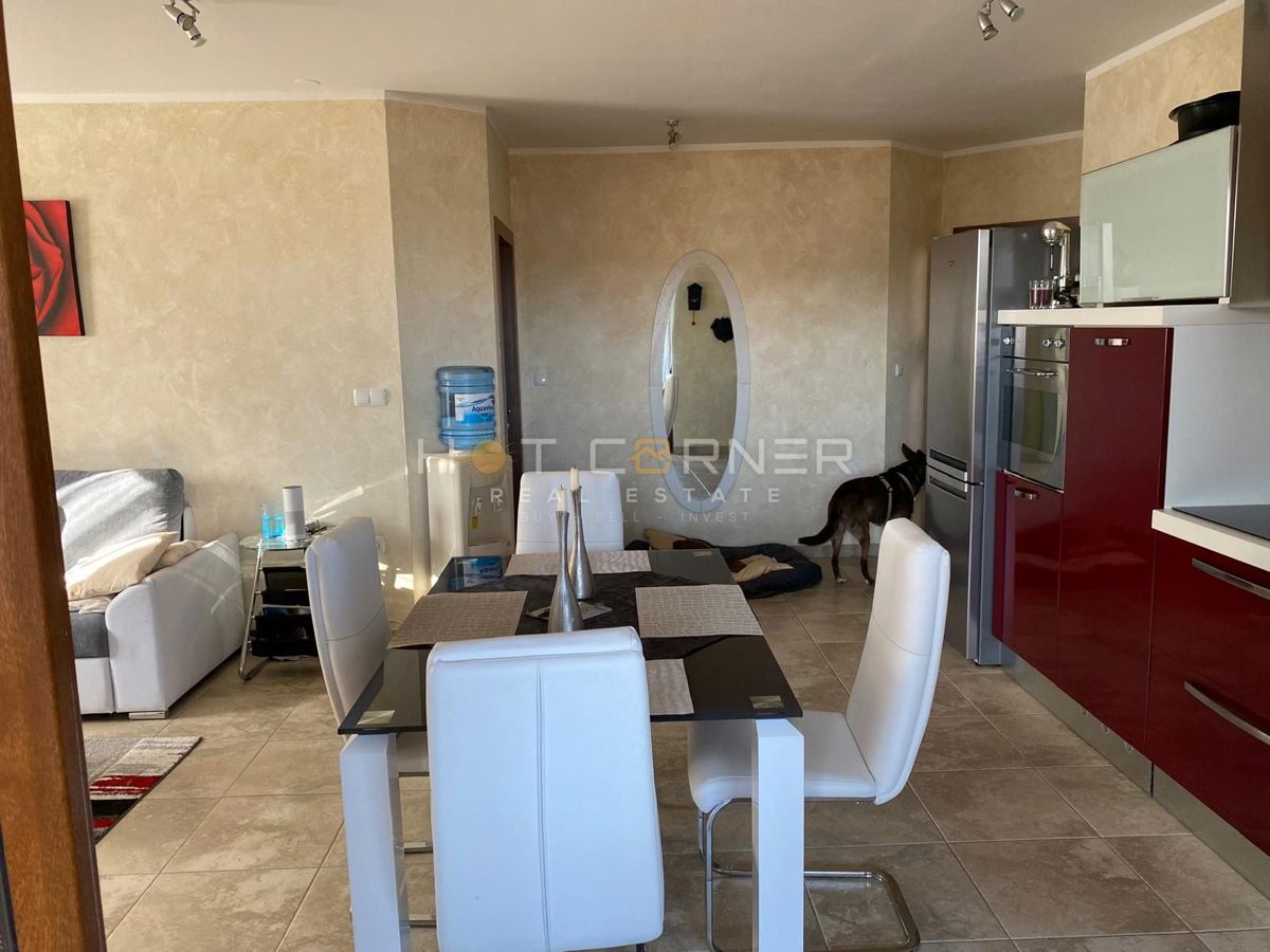 Appartamento di lusso, vista panoramica sul mare, terrazza sul tetto, garage
