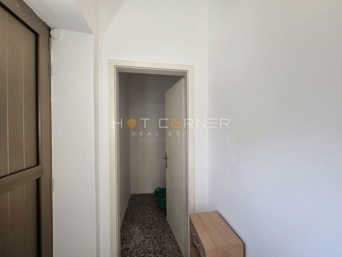 Appartamento Centar, Pula, 67m2