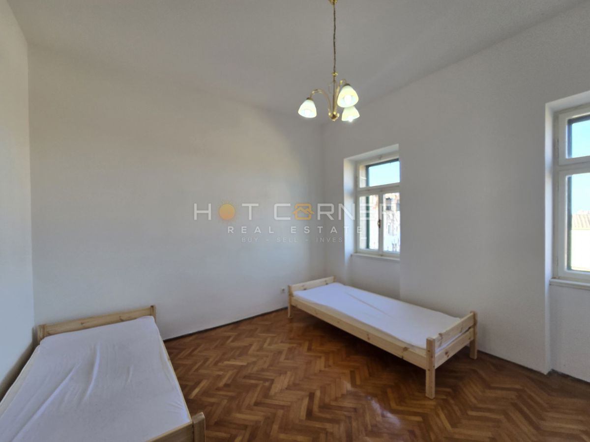 Appartamento Centar, Pula, 67m2