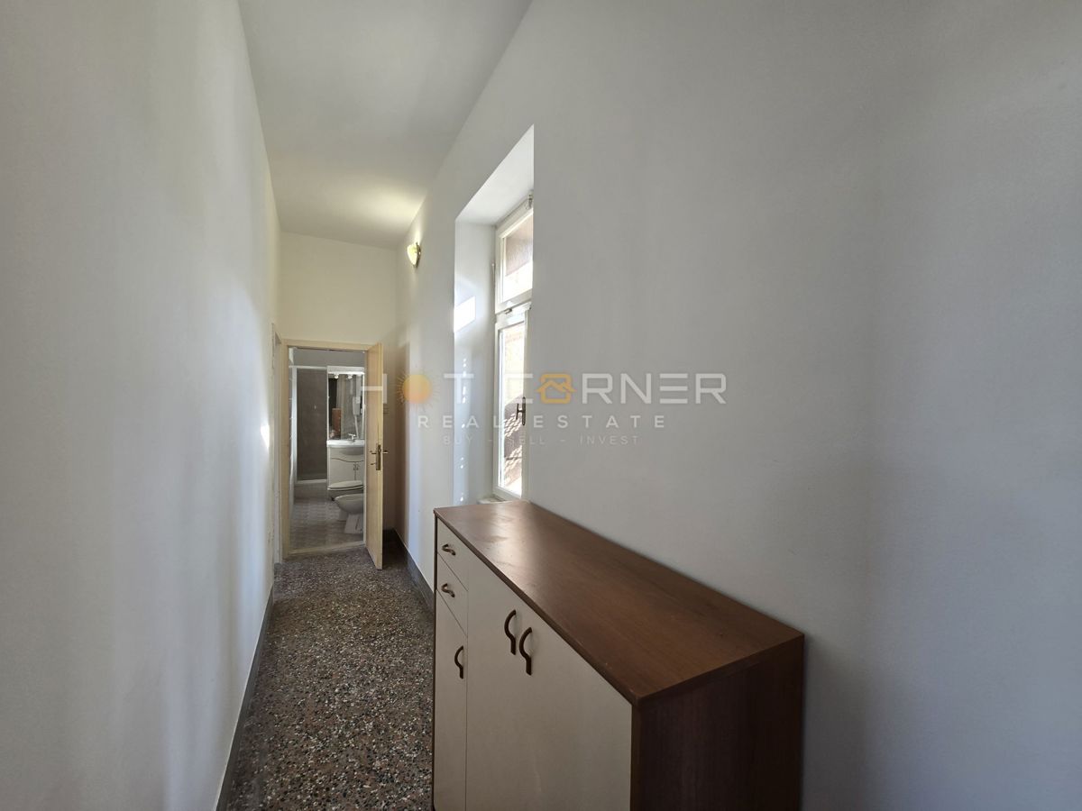Appartamento Centar, Pula, 67m2