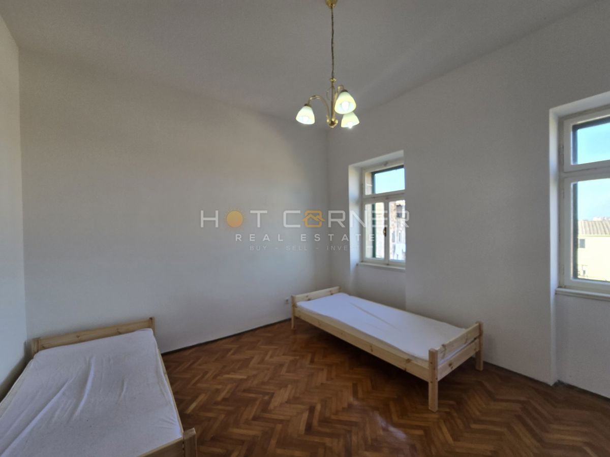 Appartamento Centar, Pula, 67m2