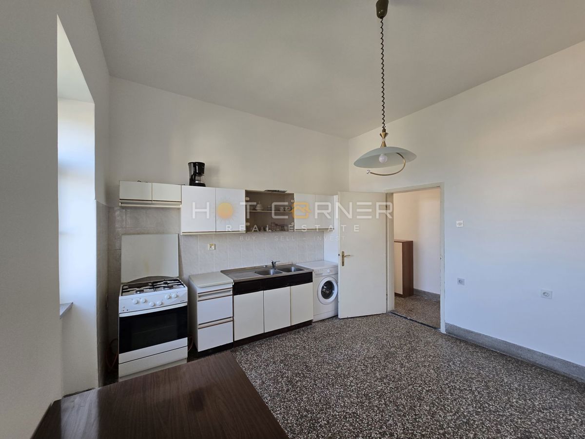 Appartamento Centar, Pula, 67m2