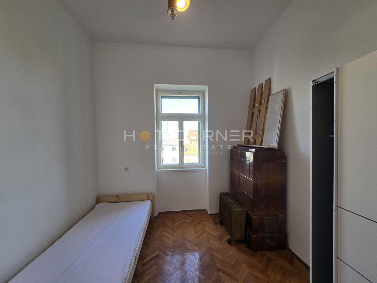 Appartamento Centar, Pula, 67m2