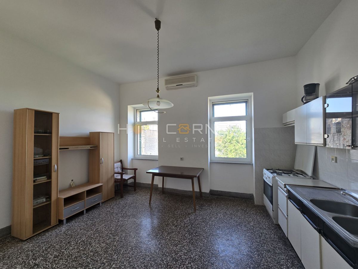 Appartamento Centar, Pula, 67m2