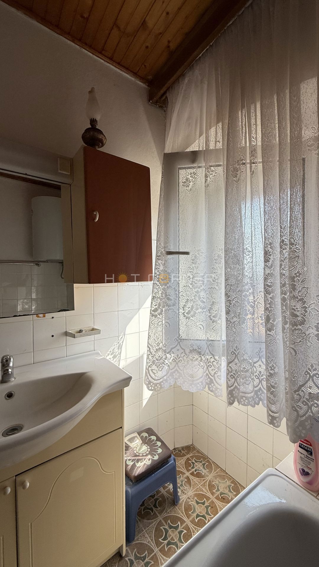 Casa in pietra istriana con terreno edificabile 