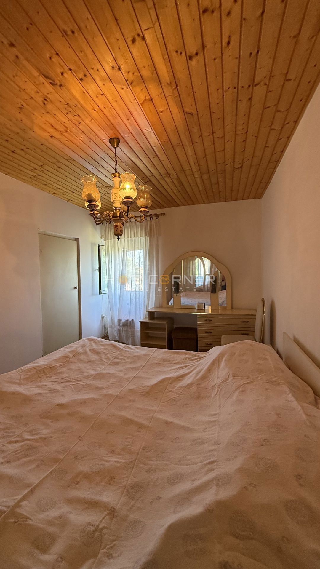 Casa in pietra istriana con terreno edificabile 