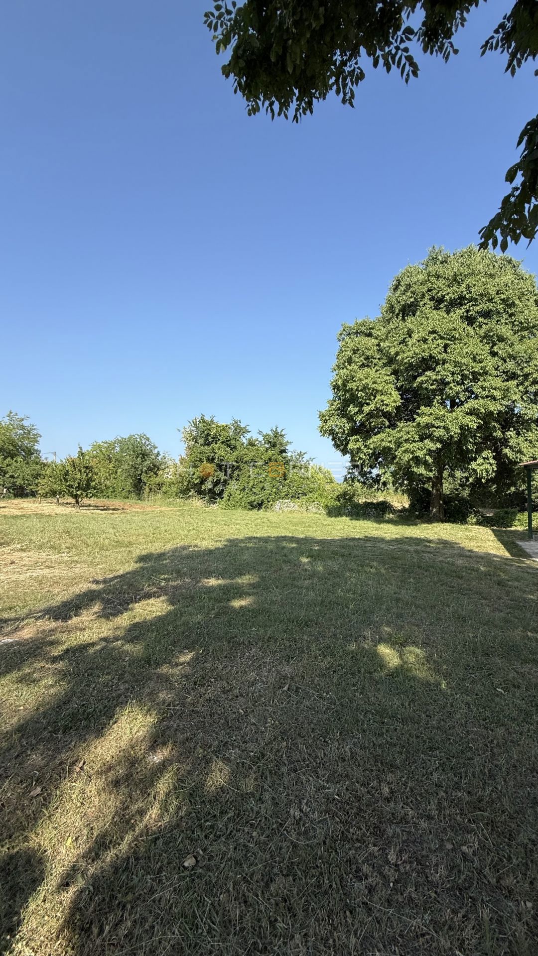 Casa in pietra istriana con terreno edificabile 
