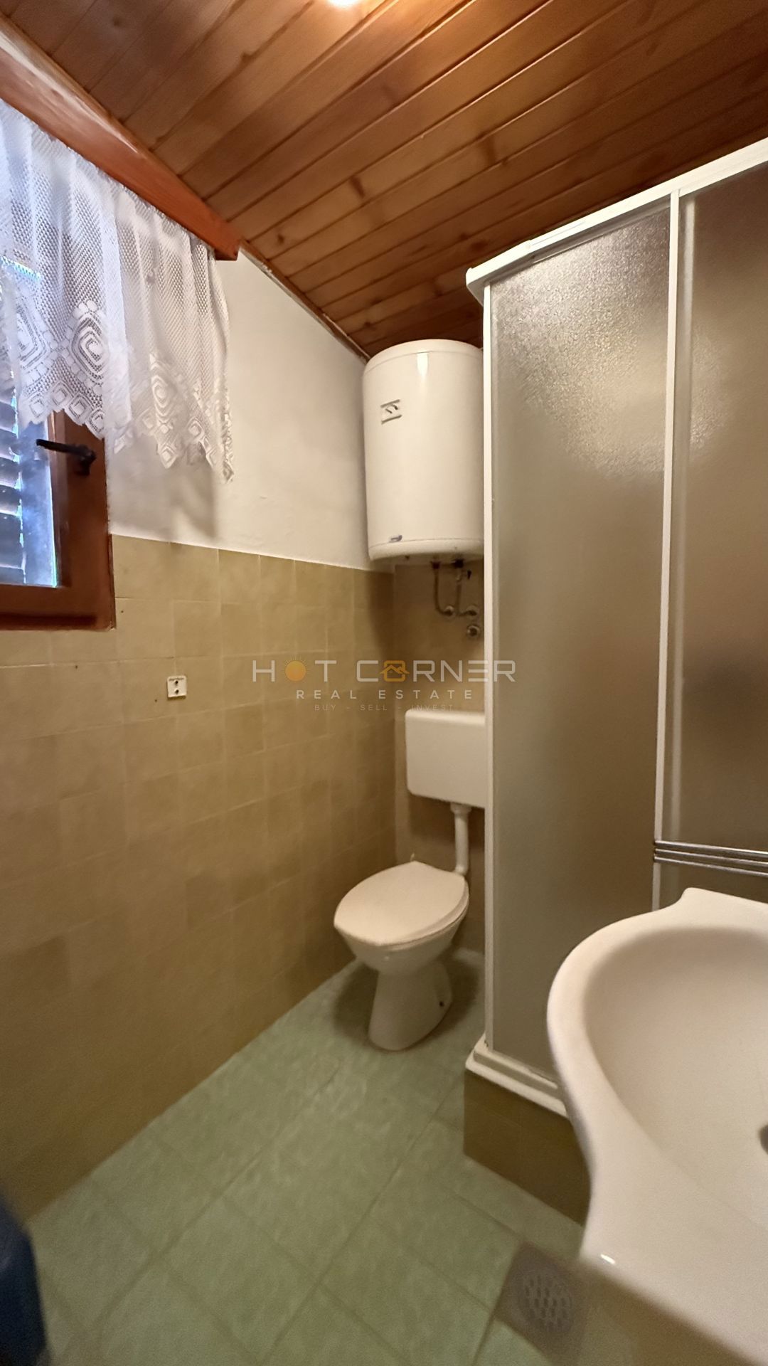 Casa in pietra istriana con terreno edificabile 