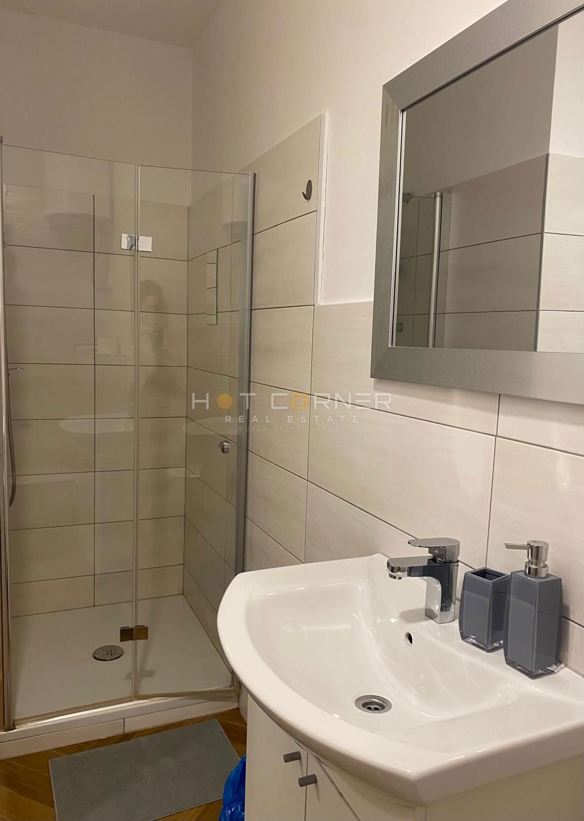 OCCASIONE – 3 APPARTAMENTI: bilocale e due monolocali!