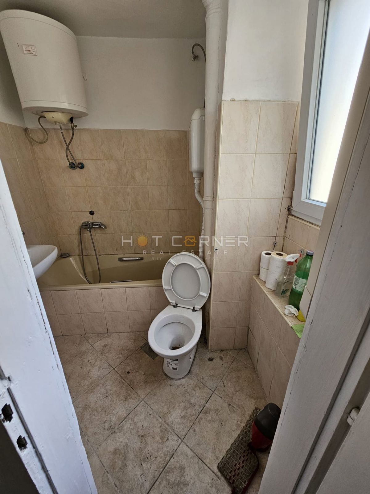 Fascino Austro-Ungarico in Vecchia Pola – 75 m², 3° Piano