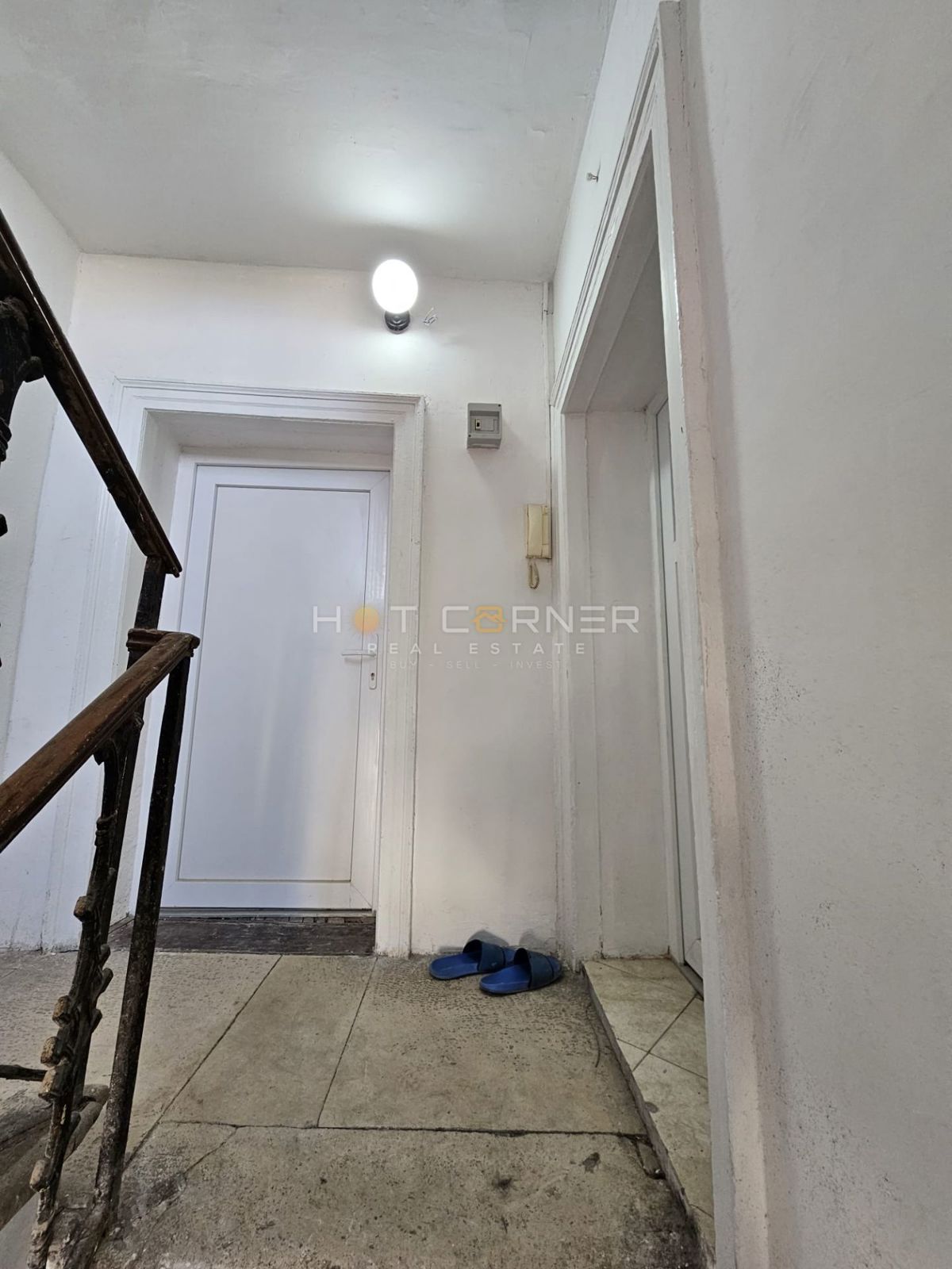 Fascino Austro-Ungarico in Vecchia Pola – 75 m², 3° Piano