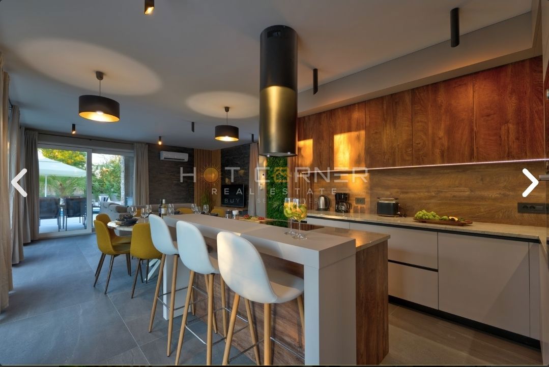 Lussuosa villa con reddito turistico, Marčana