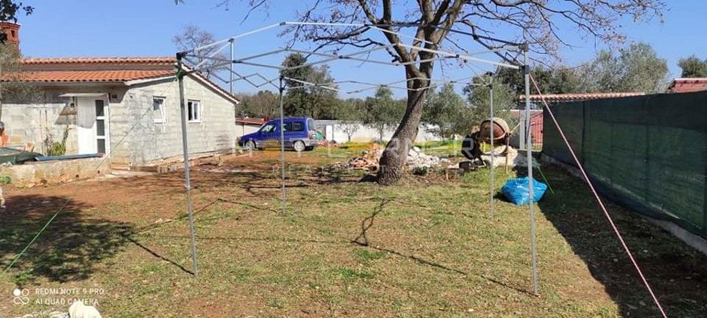 OCCASIONE! Casa vacanze legalizzata su 1300 m² di terreno in un'oasi naturale, a 1,5 km dal mare