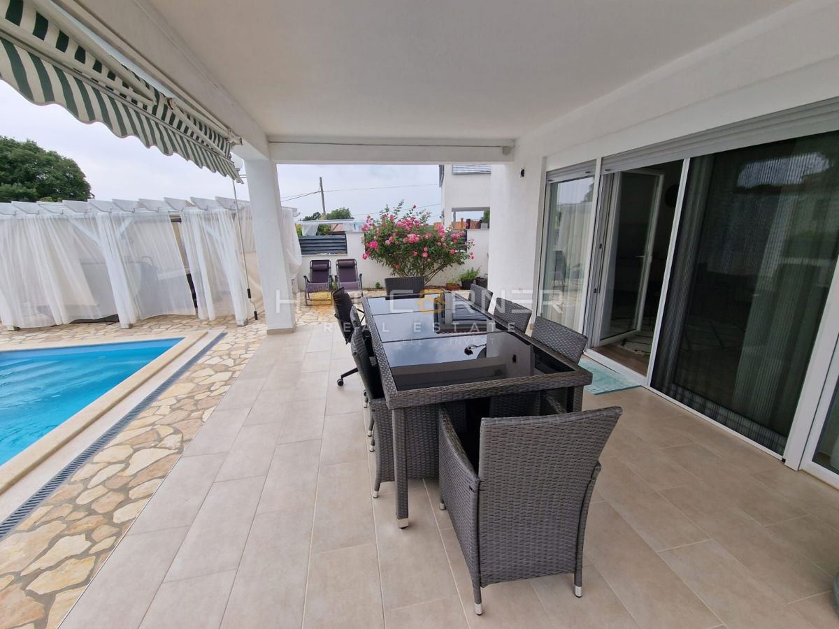 Casa Krnica, Marčana, 170m2