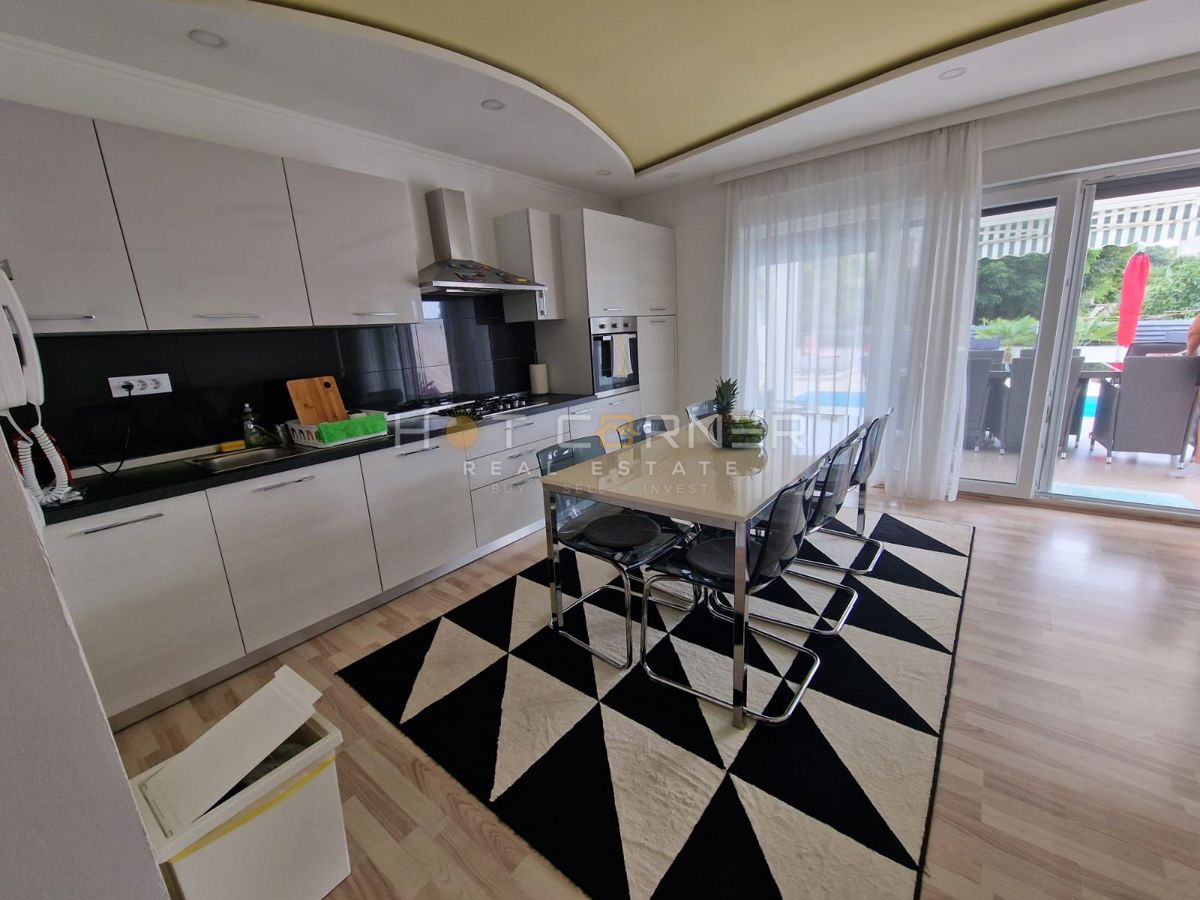 Casa Krnica, Marčana, 170m2