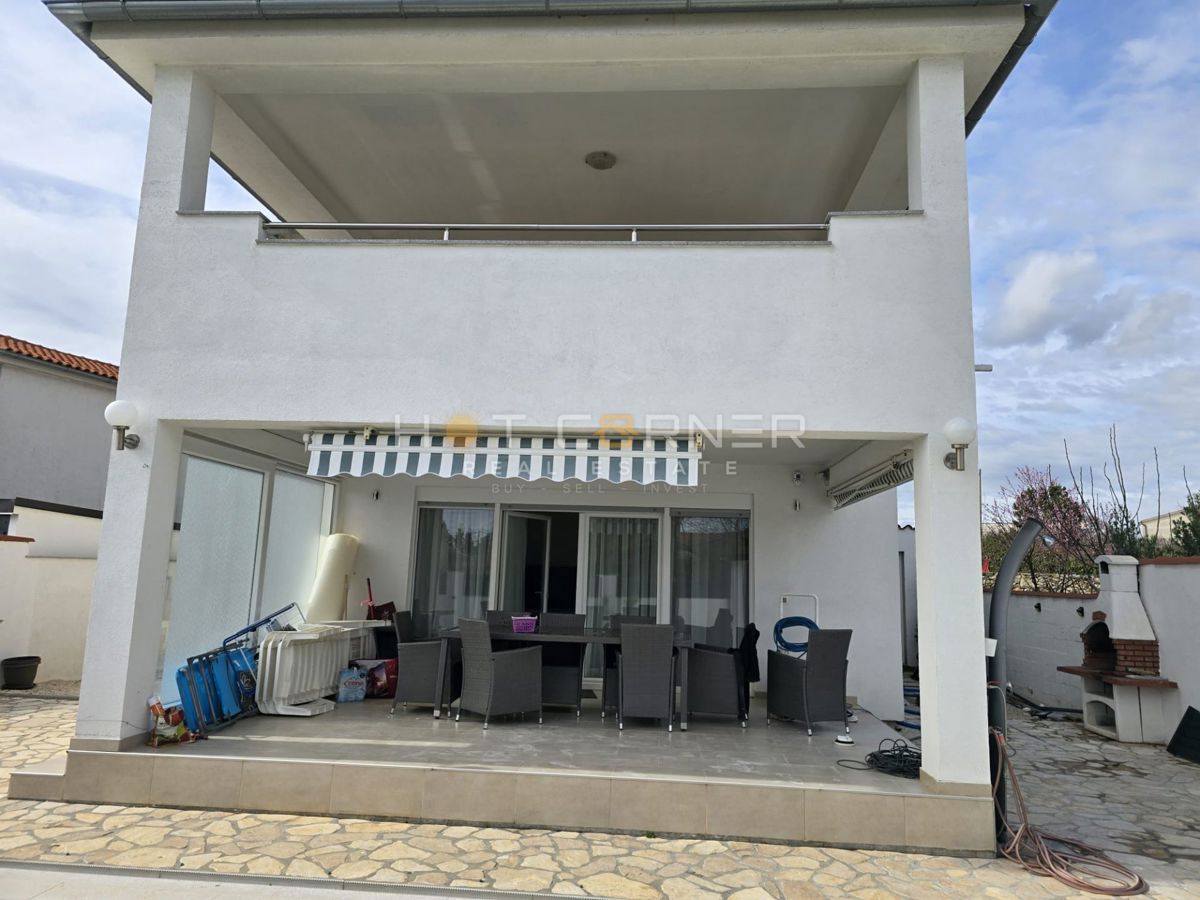 Casa Krnica, Marčana, 170m2