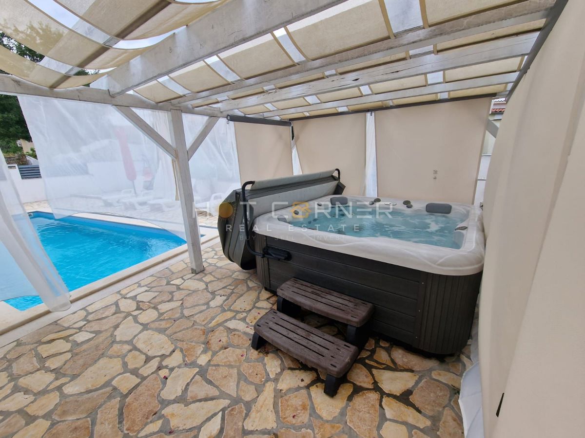 Casa Krnica, Marčana, 170m2