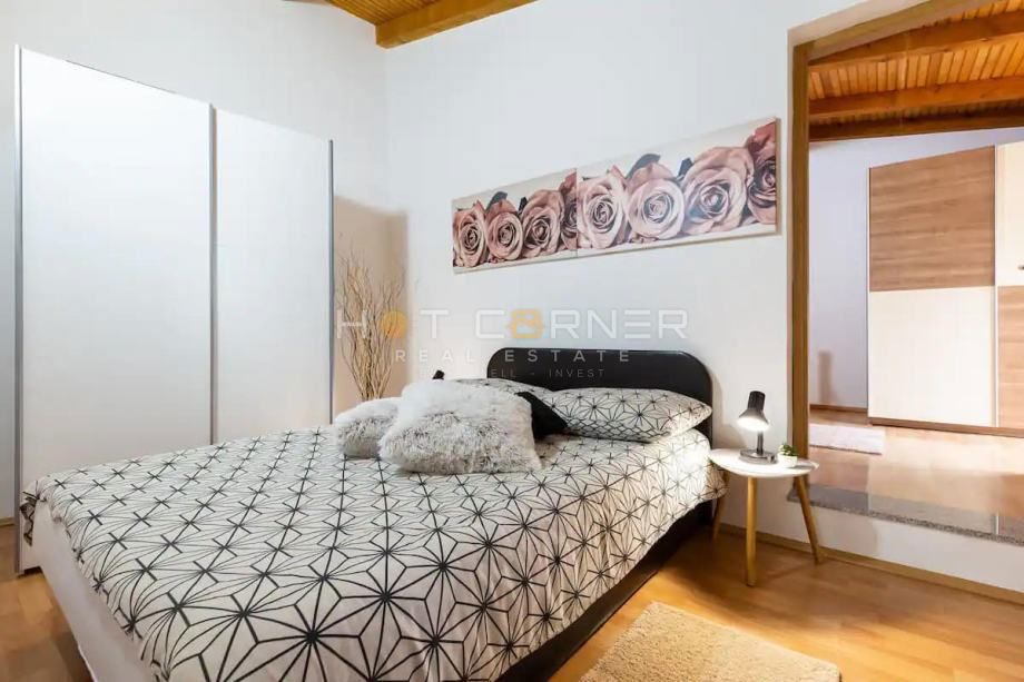 Pola, 2 case con piscina, 2 km dalla spiaggia, 3 km dal centro di Pola!