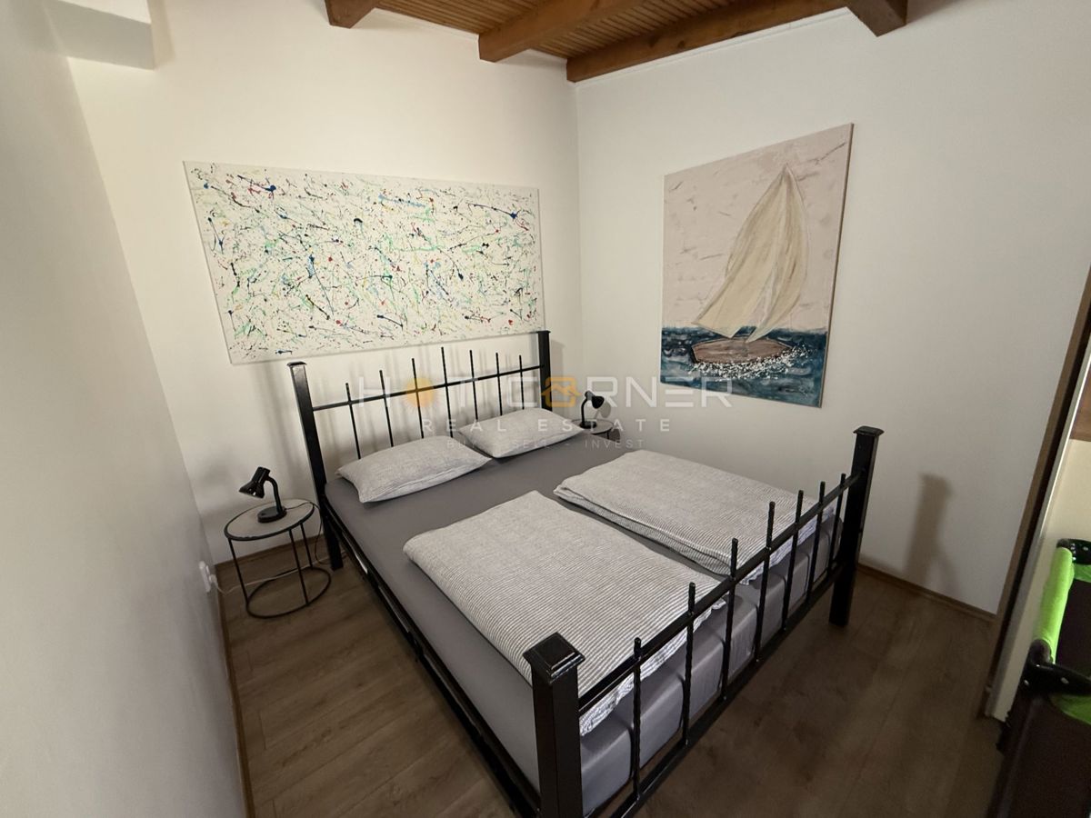 Pola, 2 case con piscina, 2 km dalla spiaggia, 3 km dal centro di Pola!