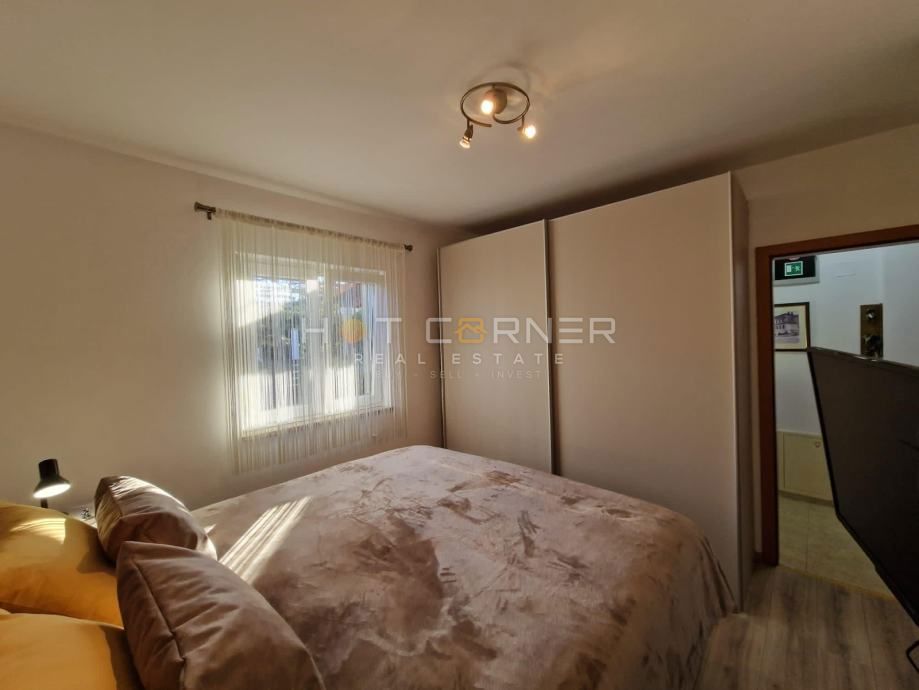 Pola, 2 case con piscina, 2 km dalla spiaggia, 3 km dal centro di Pola!