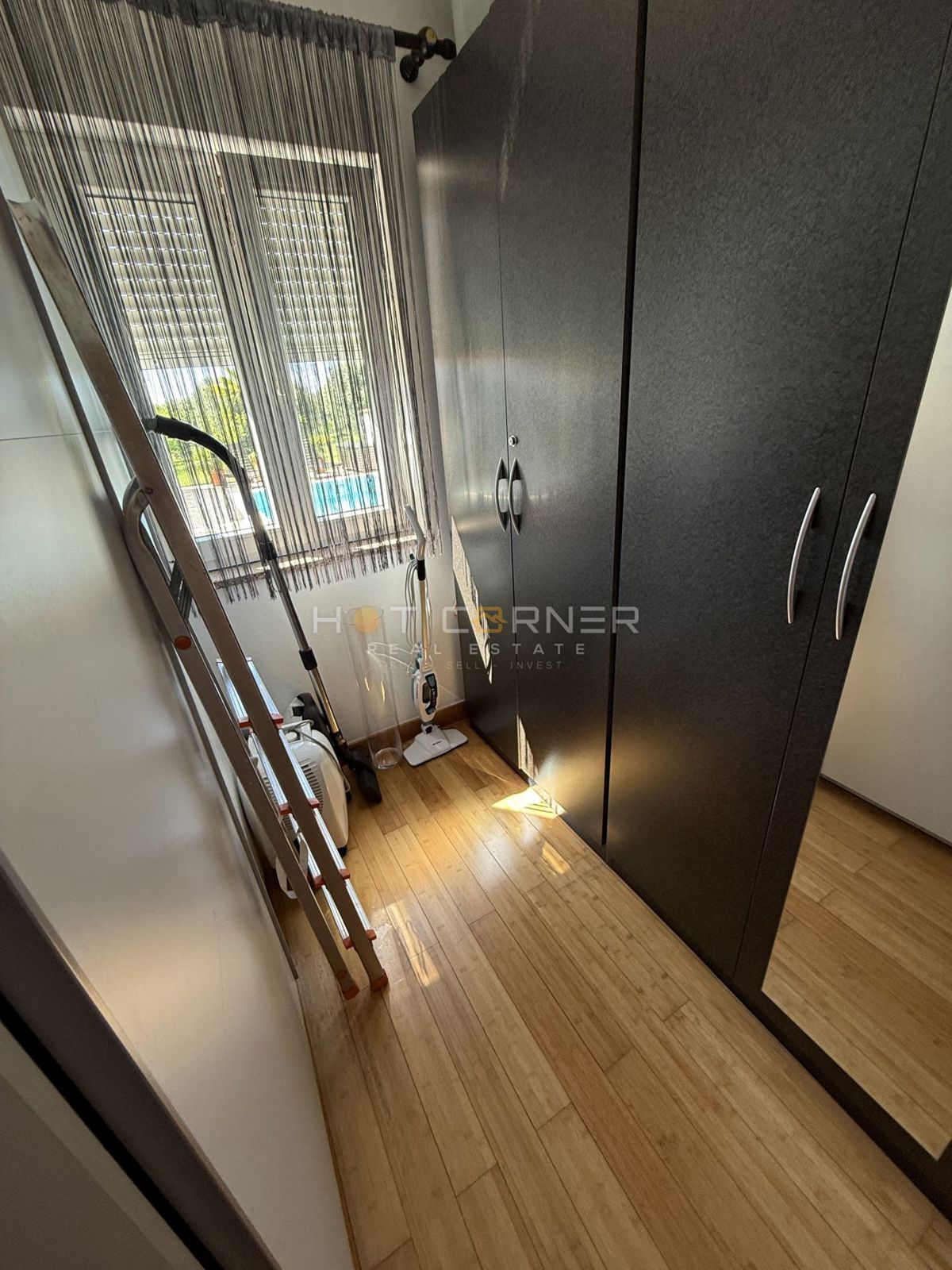 Pola, 2 case con piscina, 2 km dalla spiaggia, 3 km dal centro di Pola!