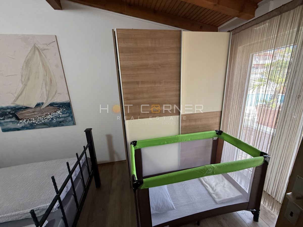 Pola, 2 case con piscina, 2 km dalla spiaggia, 3 km dal centro di Pola!