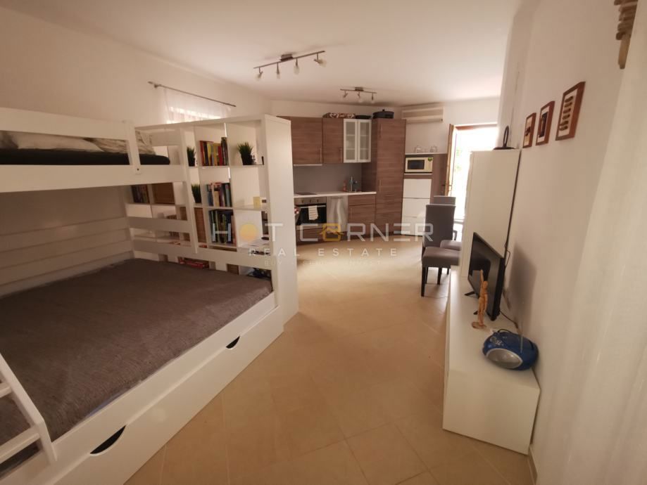 Appartamento di lusso con jacuzzi, a 5 minuti dalla spiaggia