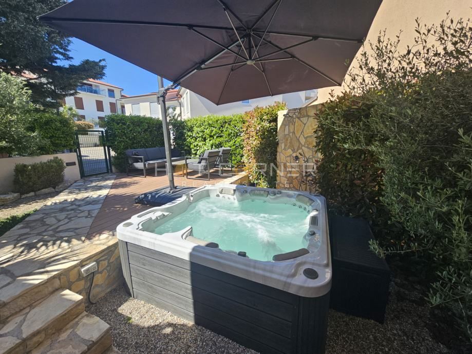 Appartamento di lusso con jacuzzi, a 5 minuti dalla spiaggia