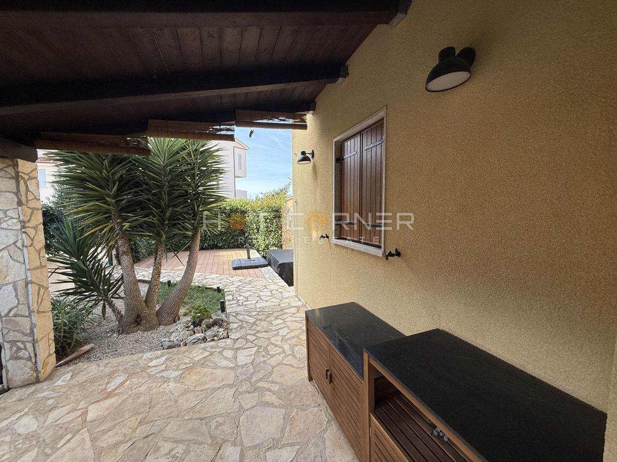 Appartamento di lusso con jacuzzi, a 5 minuti dalla spiaggia