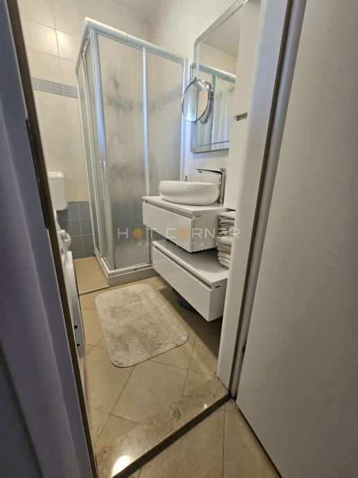 Appartamento di lusso con jacuzzi, a 5 minuti dalla spiaggia