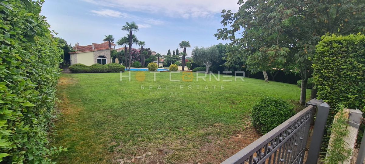 Terreno edificabile Pomer, Medulin, 900m2