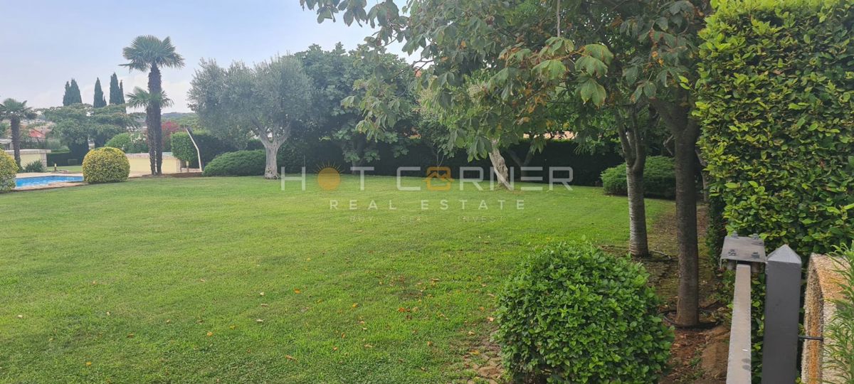Terreno edificabile Pomer, Medulin, 900m2