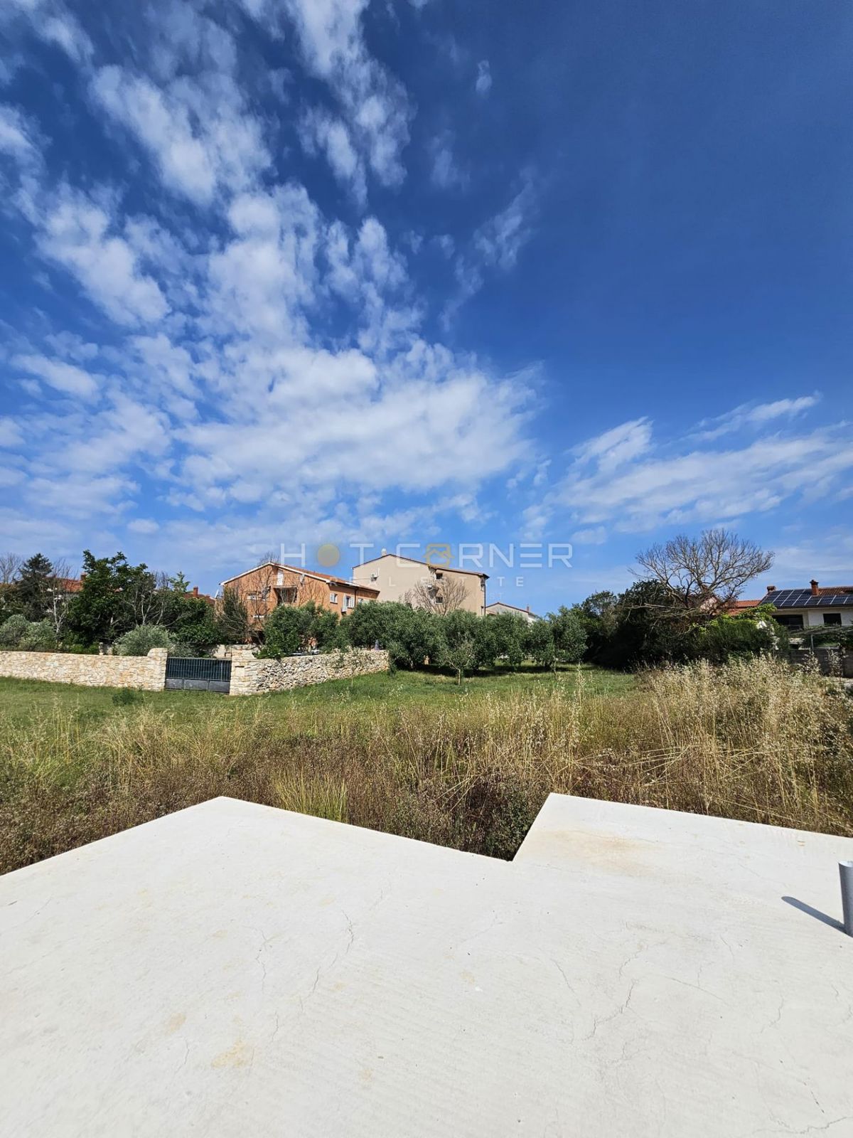 Occasione unica – Villa moderna con piscina e giardino a Valdebek, Pola