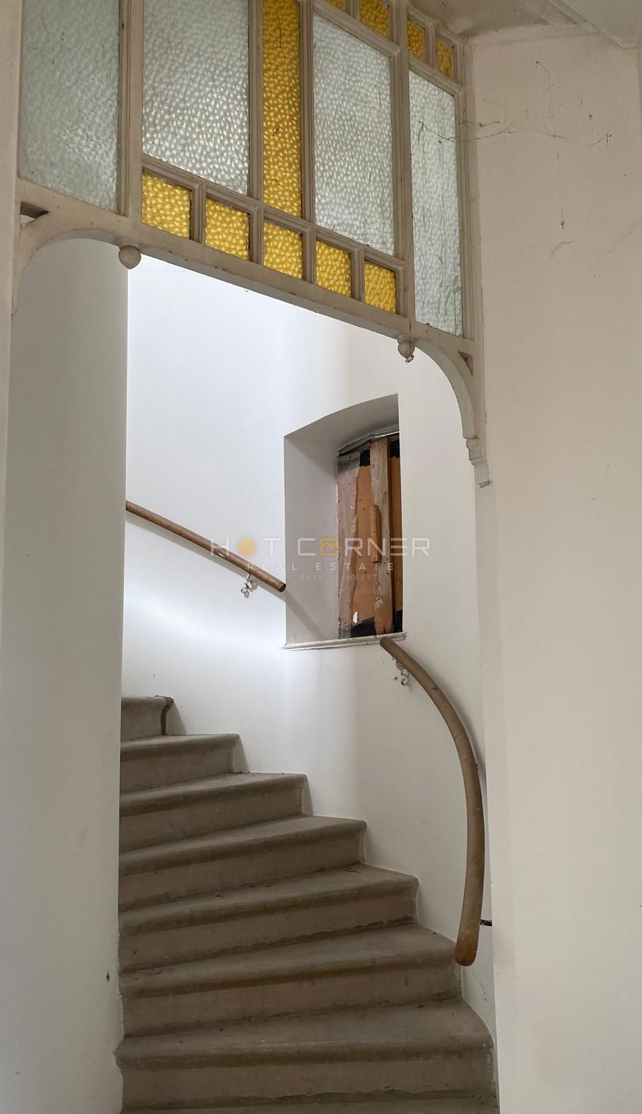 Pola, villa austro-ungarica in posizione top, ideale per boutique hotel o villa familiare di lusso