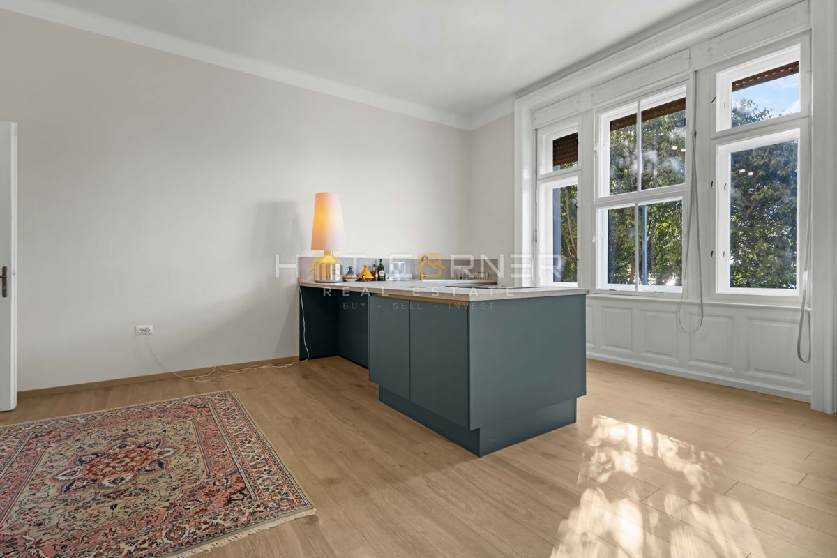 Appartamento elegante in Villa Minz, 147 m², vista mare