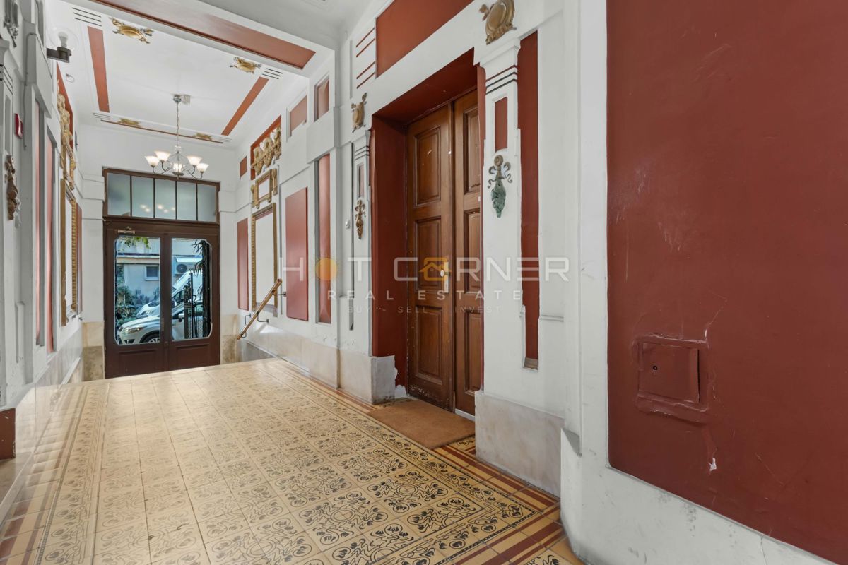 Appartamento elegante in Villa Minz, 147 m², vista mare