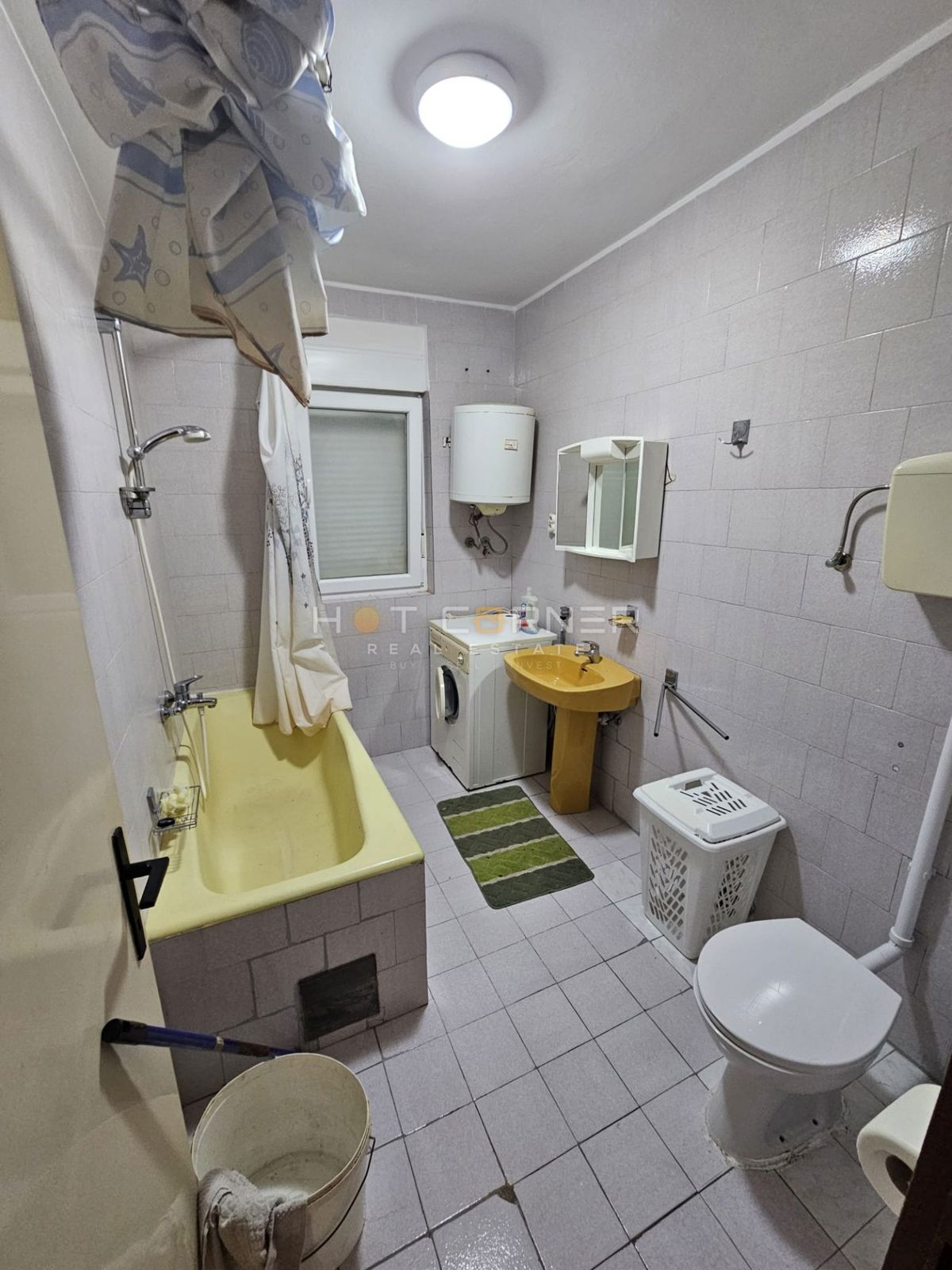 Casa con Tre Appartamenti e Vista Mare – Ližnjan