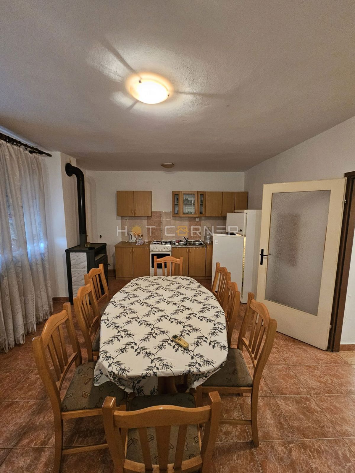 Casa con Tre Appartamenti e Vista Mare – Ližnjan