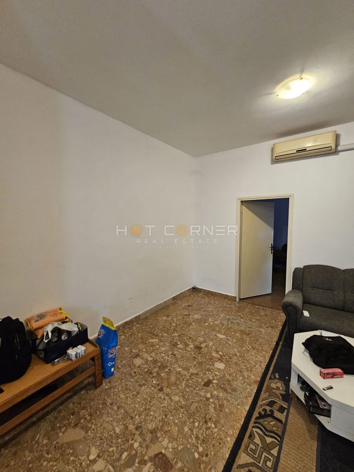 Casa con Tre Appartamenti e Vista Mare – Ližnjan