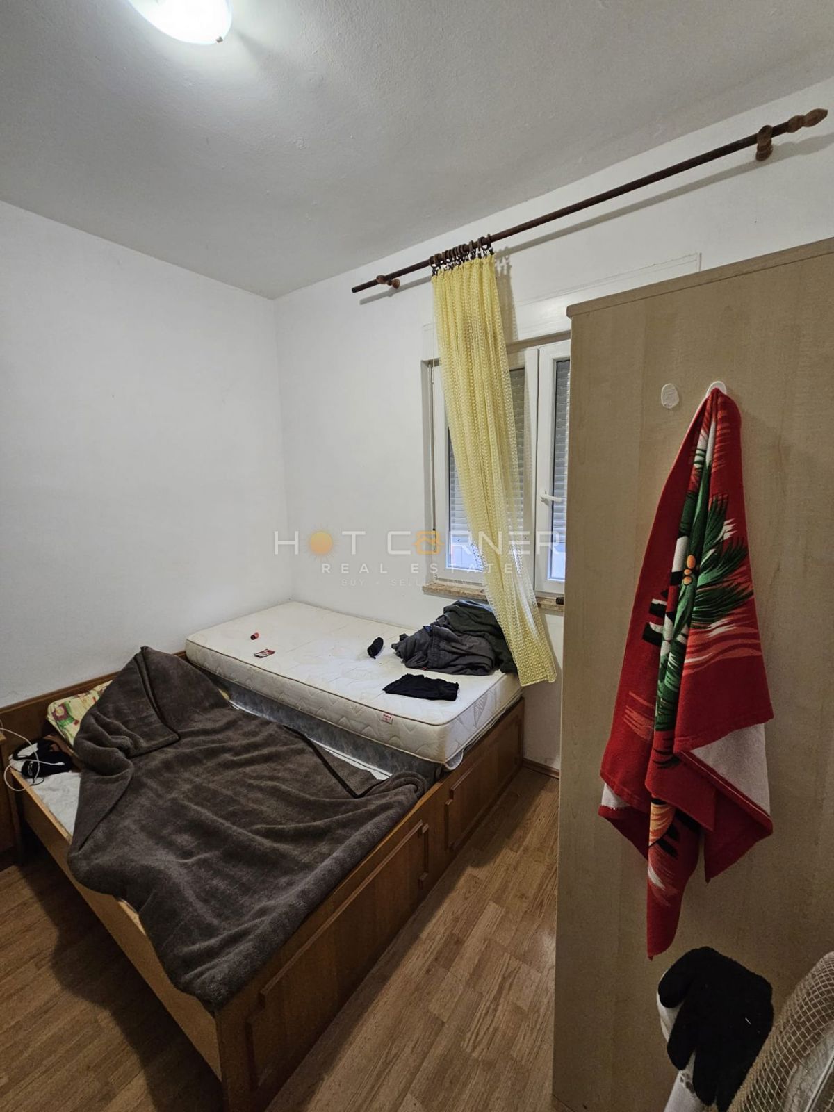 Casa con Tre Appartamenti e Vista Mare – Ližnjan