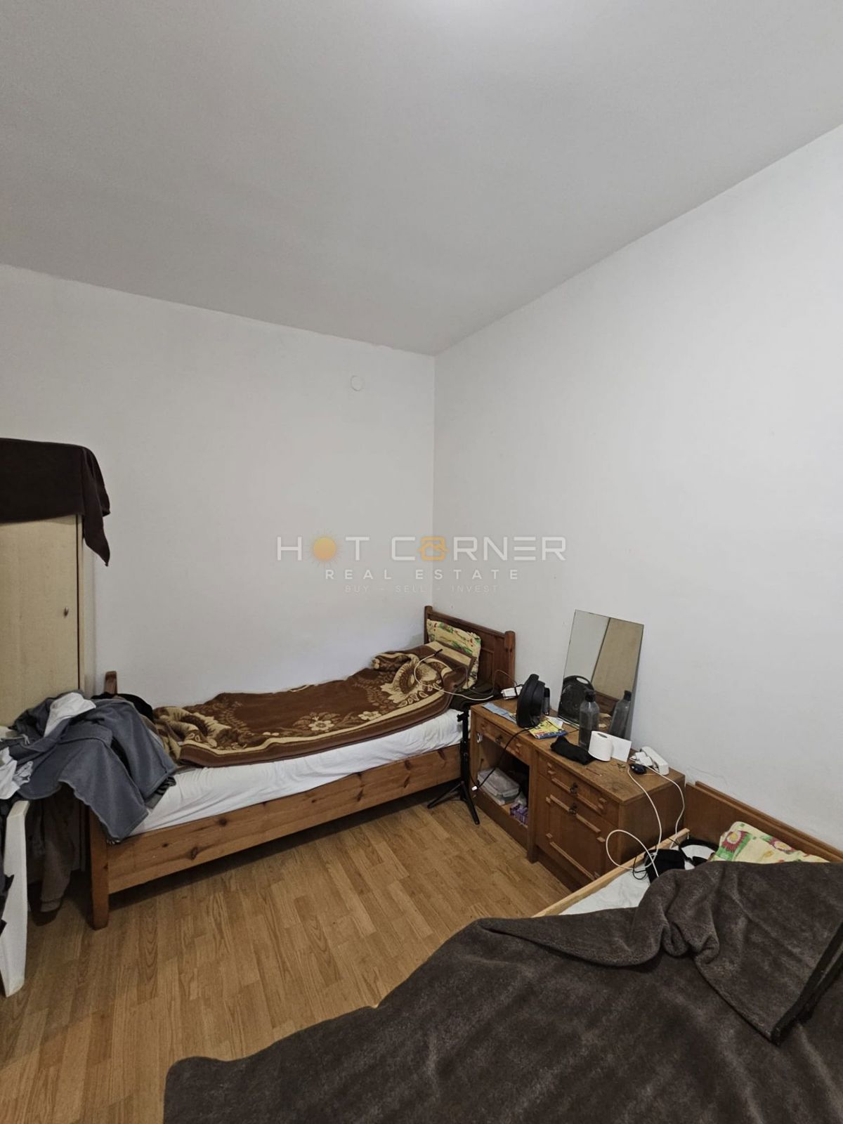 Casa con Tre Appartamenti e Vista Mare – Ližnjan